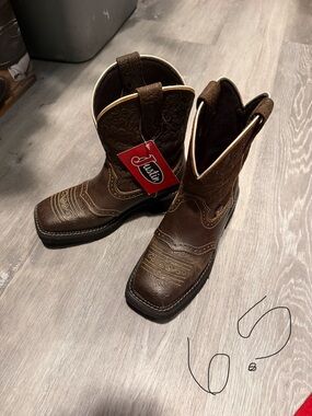 Justin Boots Dark Brown Embossed Leather Western Work Boots